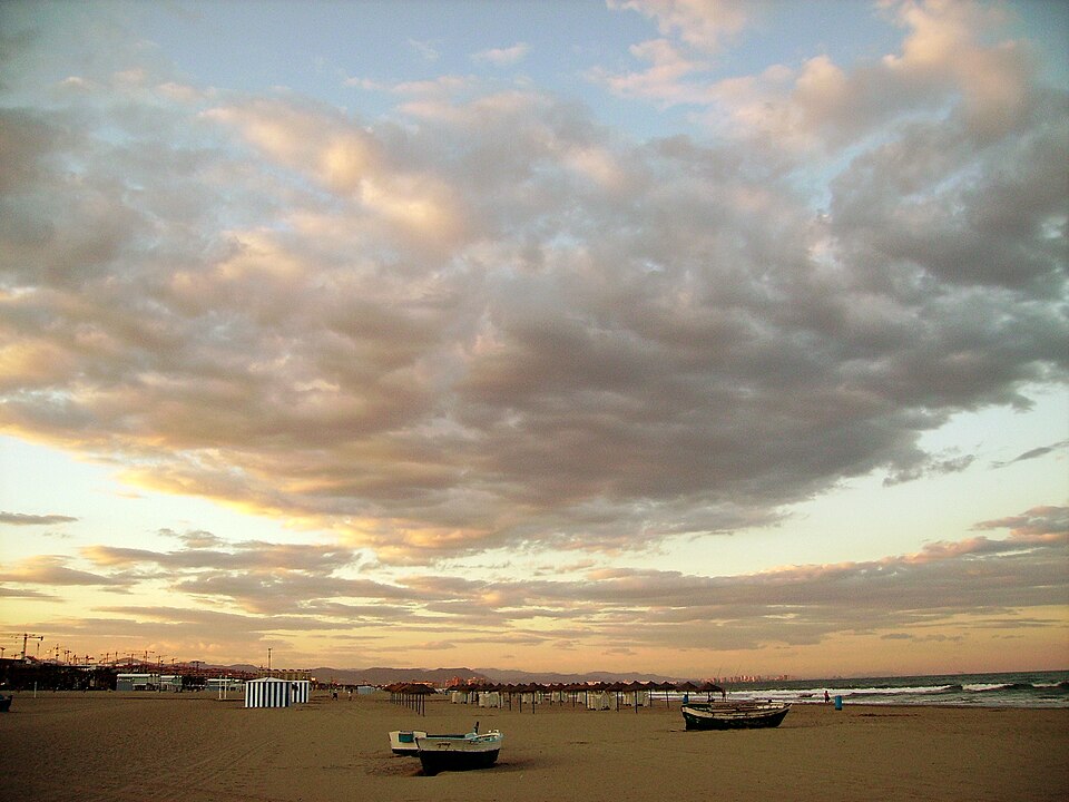playa de la malvarrosa valencia 01
